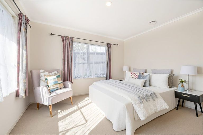 Photo of property in 48 Basra Drive, Henderson, Auckland, 0612