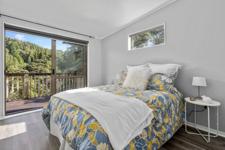 Photo of property in 55 Tram Valley Road, Swanson, Auckland, 0614