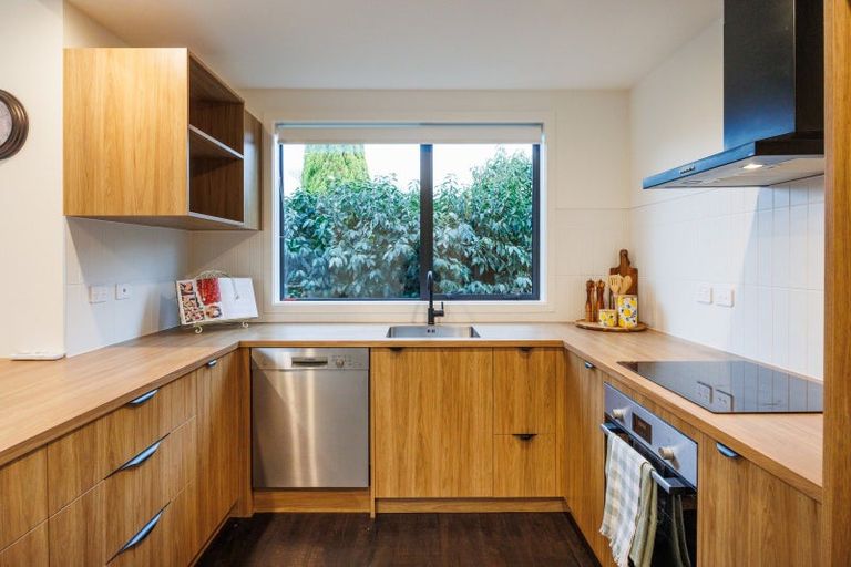 Photo of property in 18a East Street, Terrace End, Palmerston North, 4410