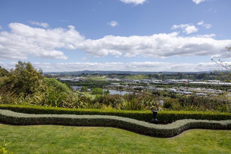 Photo of property in 60 Rexford Heights, Pyes Pa, Tauranga, 3112