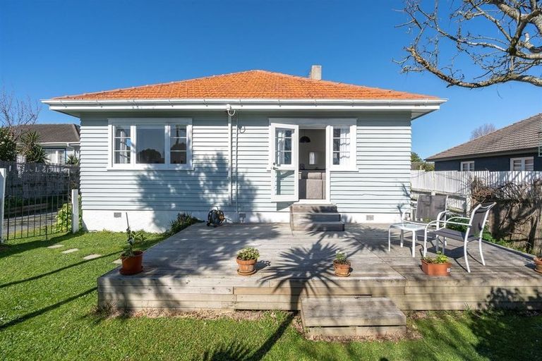 Photo of property in 116 Clarkin Road, Fairfield, Hamilton, 3214