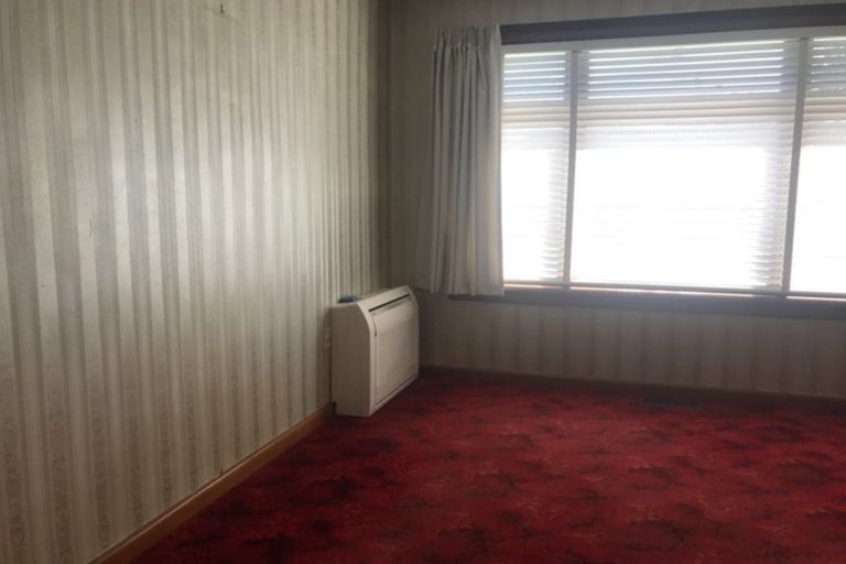 Photo of property in 114 Blenheim Road, Riccarton, Christchurch, 8041