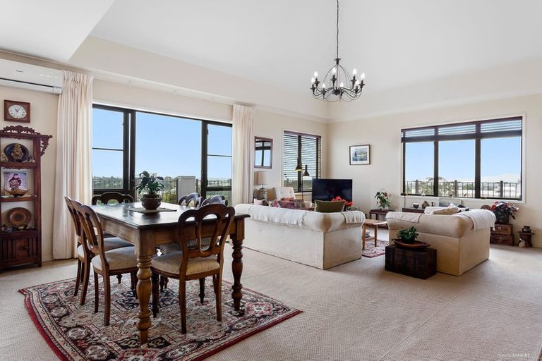 Photo of property in 19/99 Mokoia Road, Birkenhead, Auckland, 0626