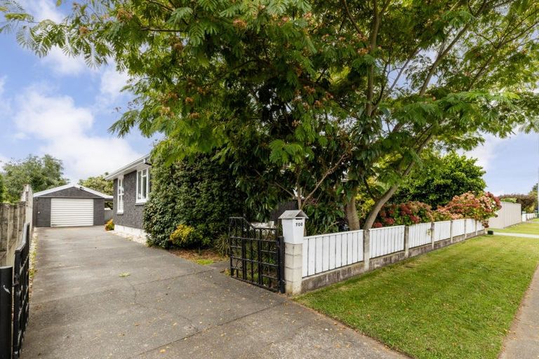 Photo of property in 708 Grove Road, Mayfair, Hastings, 4122