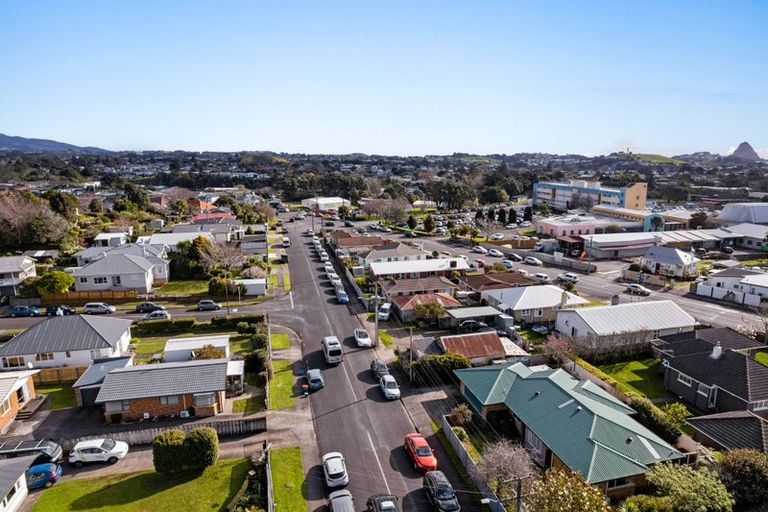 Photo of property in 135 Clawton Street, Westown, New Plymouth, 4310