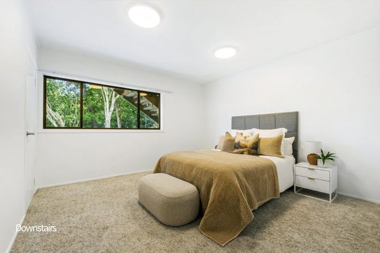 Photo of property in 32 Rosecamp Road, Beach Haven, Auckland, 0626