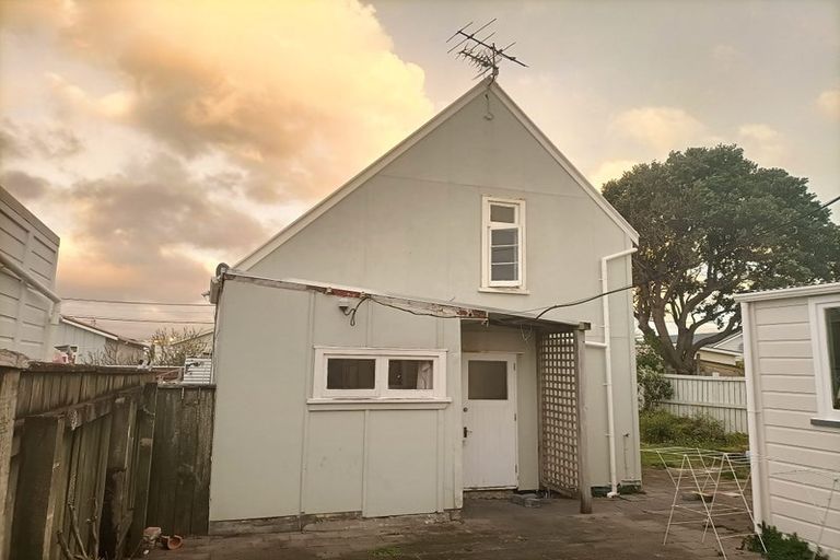 Photo of property in 53 Ross Street, Kilbirnie, Wellington, 6022