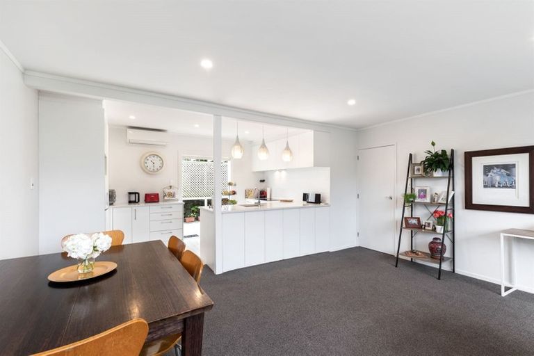 Photo of property in 3/18 Bevyn Street, Castor Bay, Auckland, 0620