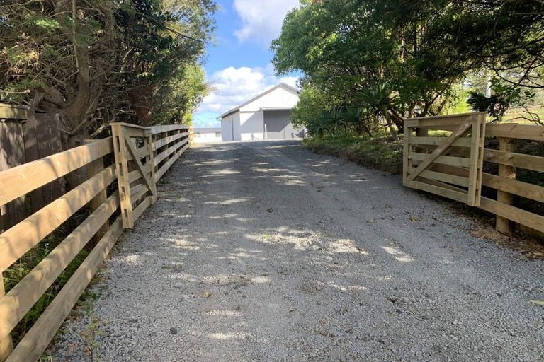 Photo of property in 57 Hanham Road, Kumeu, 0891