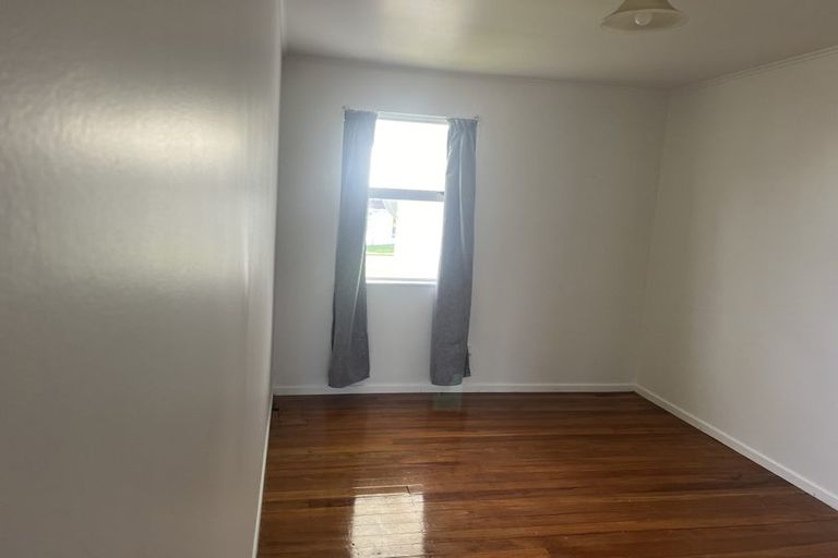 Photo of property in 37 Winsford Street, Manurewa, Auckland, 2102