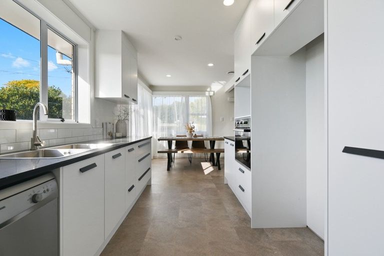 Photo of property in 48 Houchens Road, Glenview, Hamilton, 3206