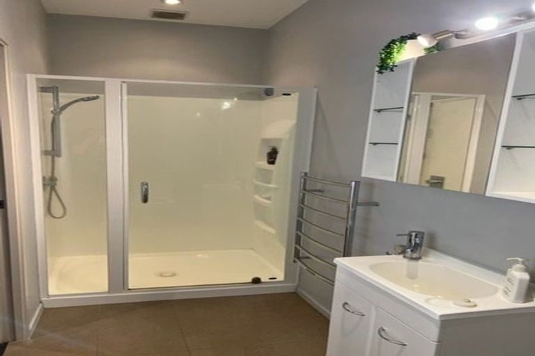 Photo of property in 53a Harbour View Road, Omokoroa, 3114