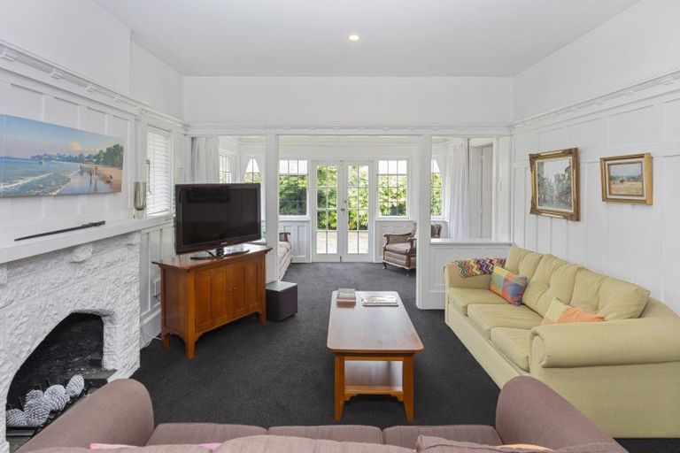 Photo of property in 55 Kotare Street, Fendalton, Christchurch, 8041