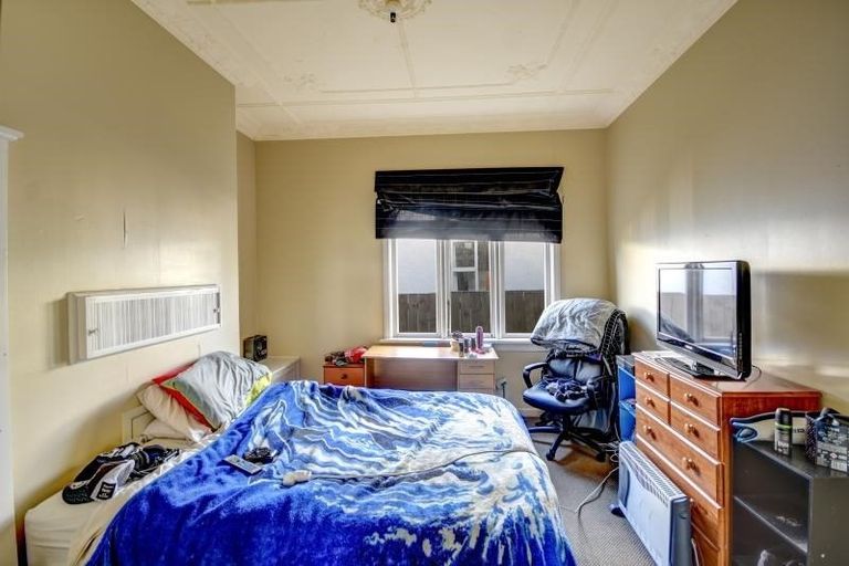 Photo of property in 53 Kirkcaldy Street, South Dunedin, Dunedin, 9012