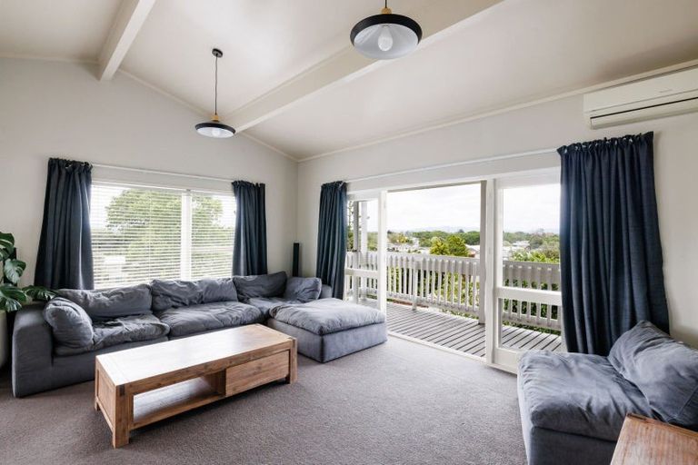 Photo of property in 38 Pohutukawa Drive, Pukete, Hamilton, 3200