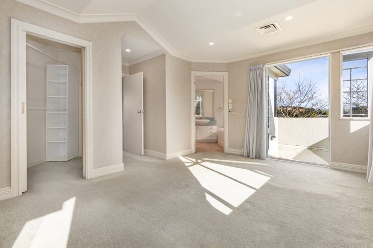 Photo of property in 40 Samwell Drive, Whitby, Porirua, 5024