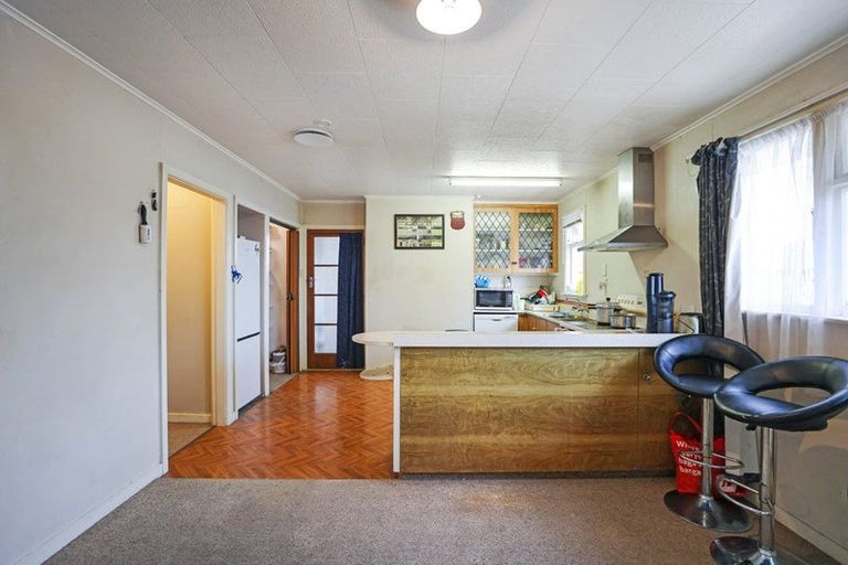 Photo of property in 71 Mcmurdo Street, Tinwald, Ashburton, 7700