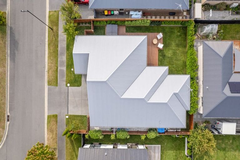 Photo of property in 8 Bradwell Crescent, Halswell, Christchurch, 8025