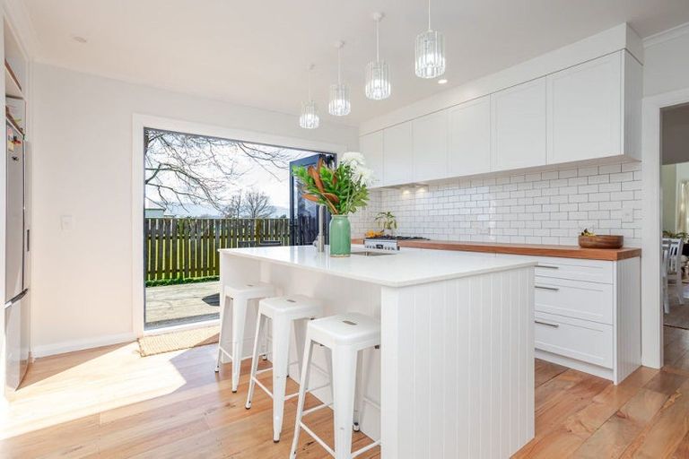 Photo of property in 114 Aerodrome Road, Dannevirke, 4972