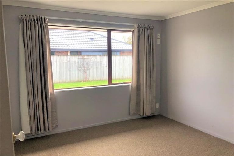 Photo of property in 32 Monaco View, Stoke, Nelson, 7011