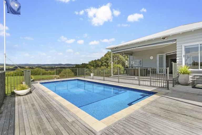 Photo of property in 490 North Road, Clevedon, Papakura, 2582