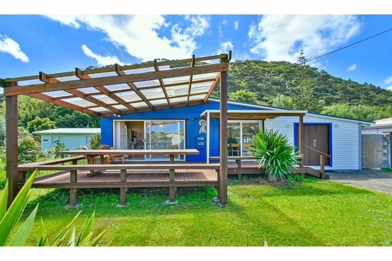 Photo of property in 7 Maraetai Place, Port Waikato, Tuakau, 2695