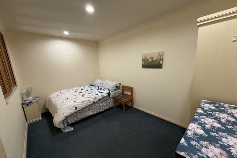 Photo of property in Quest/richard Pearse Apartment, 2/219k Willis Street, Te Aro, Wellington, 6011