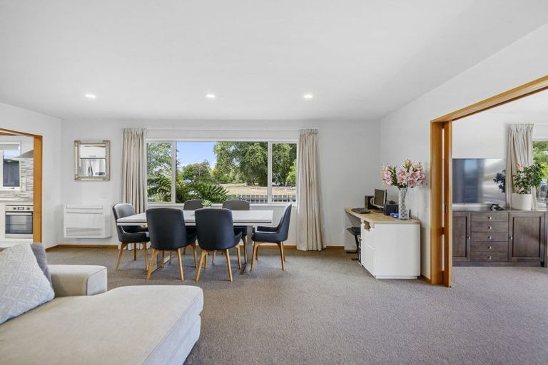 Photo of property in 2 Roblyn Place, Lincoln, 7608