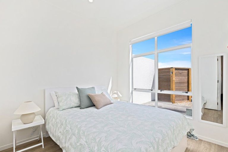 Photo of property in 19a Ruby Cove, Omaha, 0986