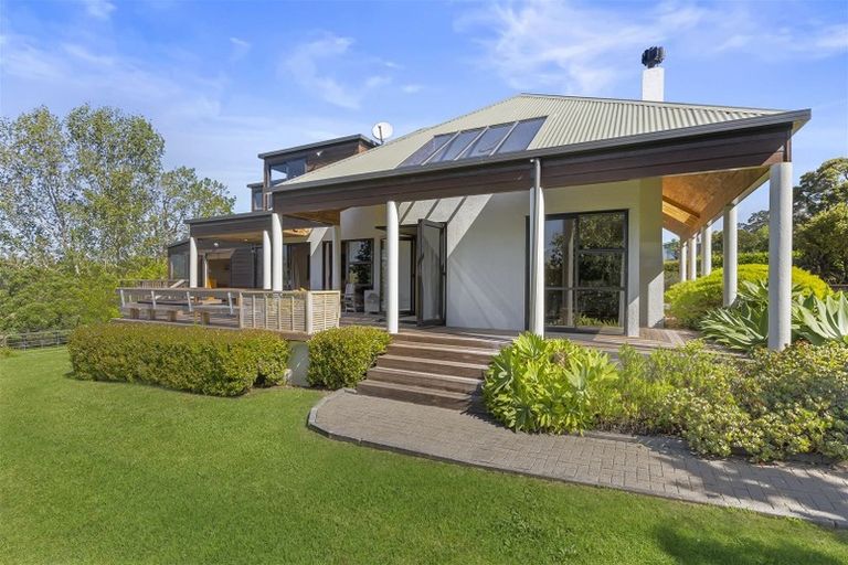 Photo of property in 257 Point View Drive, Dannemora, Auckland, 2016