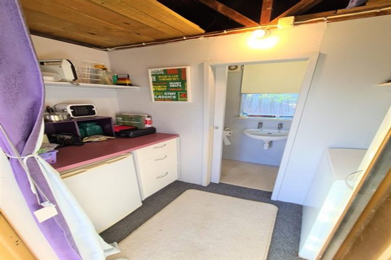 Photo of property in 105 Nikau Close, Matarangi, Whitianga, 3592