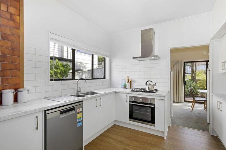 Photo of property in 111 Moorefield Road, Johnsonville, Wellington, 6037