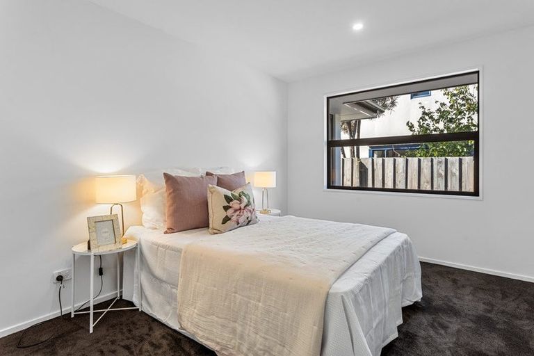 Photo of property in 105 Kippenberger Avenue, Rangiora, 7400