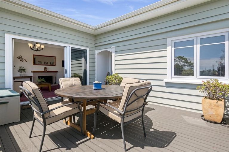 Photo of property in 50 Lee Street, Te Puke, 3119