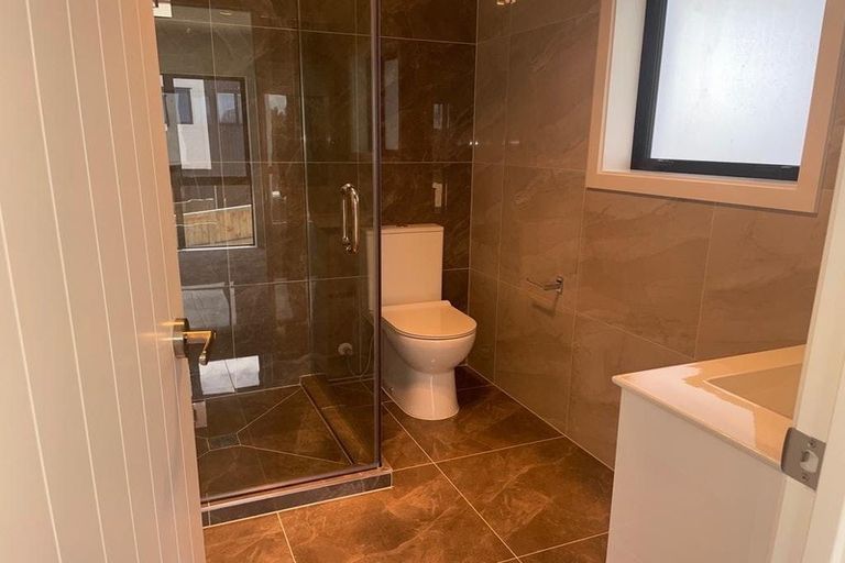 Photo of property in 63b Hillcrest Road, Papatoetoe, Auckland, 2025