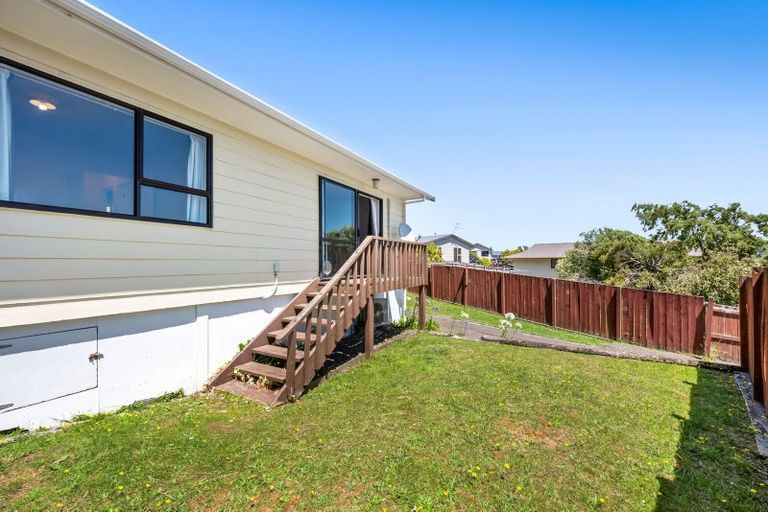 Photo of property in 1/25 Invercargill Drive, Kelson, Lower Hutt, 5010