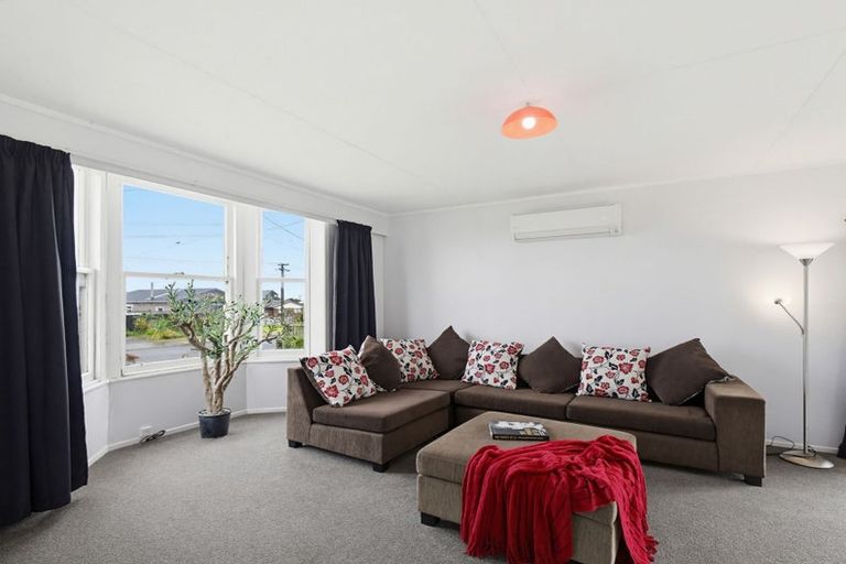Photo of property in 4 Ashton Terrace, Castlecliff, Whanganui, 4501