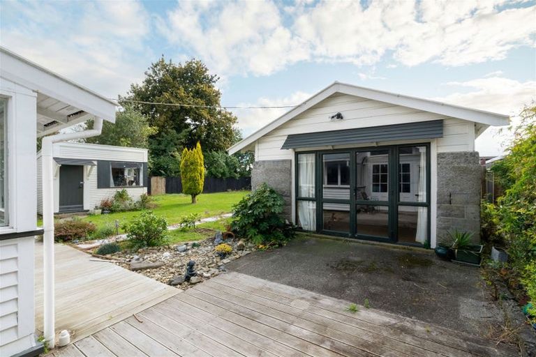 Photo of property in 25 Liverpool Street, Levin, 5510