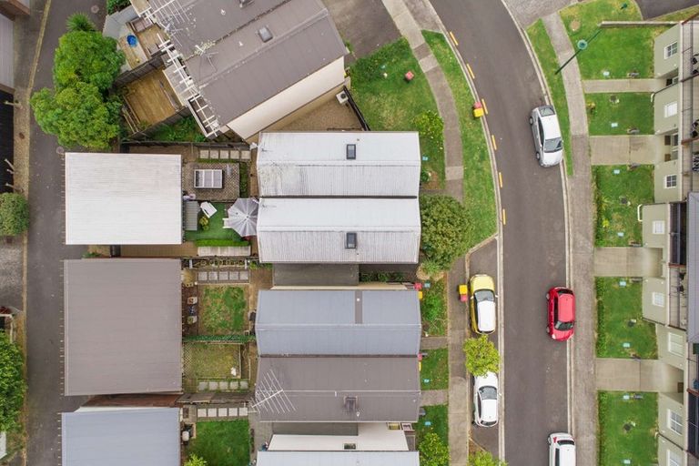 Photo of property in 50 Kirikiri Lane, East Tamaki, Auckland, 2013