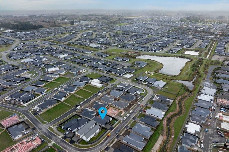Photo of property in 34 Timara Crescent, Marshland, Christchurch, 8083