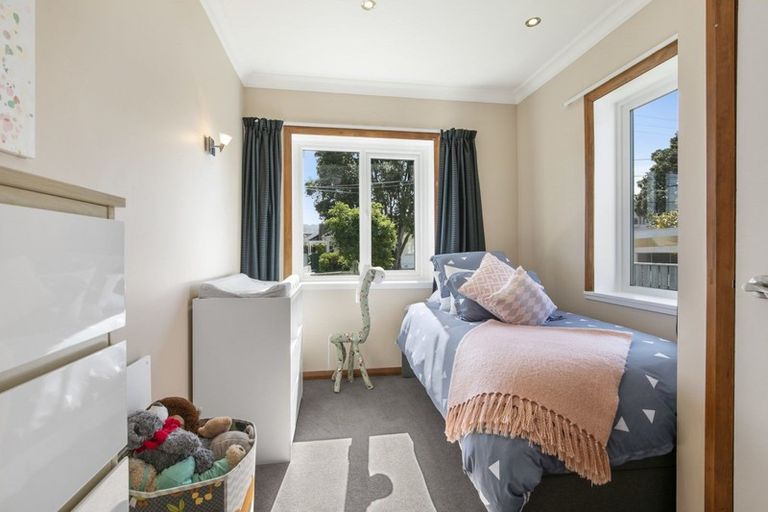 Photo of property in 27 Kingston Street, Boulcott, Lower Hutt, 5011