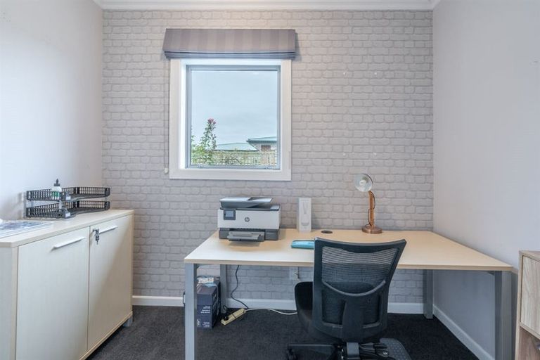 Photo of property in 19 Milton Street, Gore, 9710