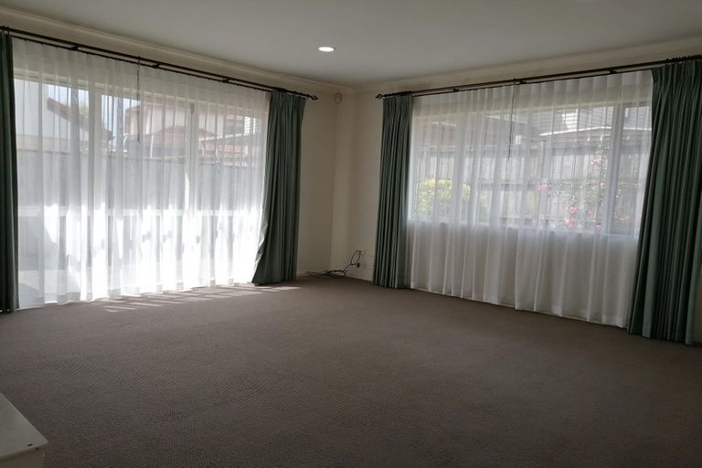 Photo of property in 80 Middlefield Drive, Flat Bush, Auckland, 2016