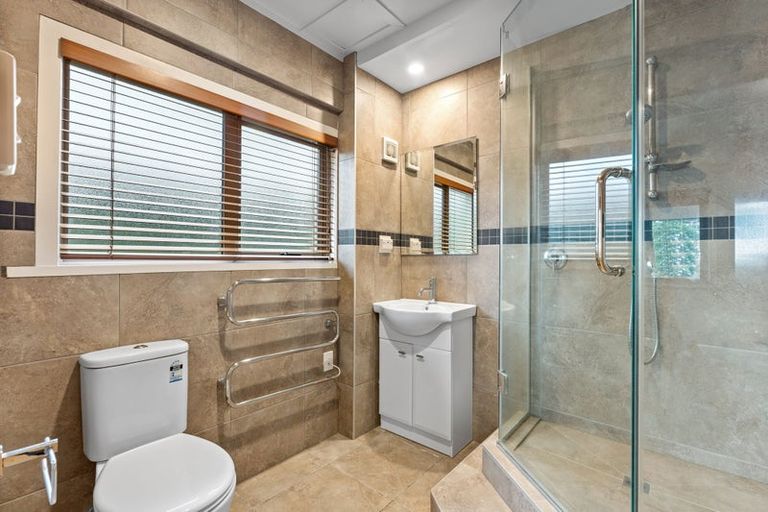 Photo of property in 11 Katui Street, Castor Bay, Auckland, 0620