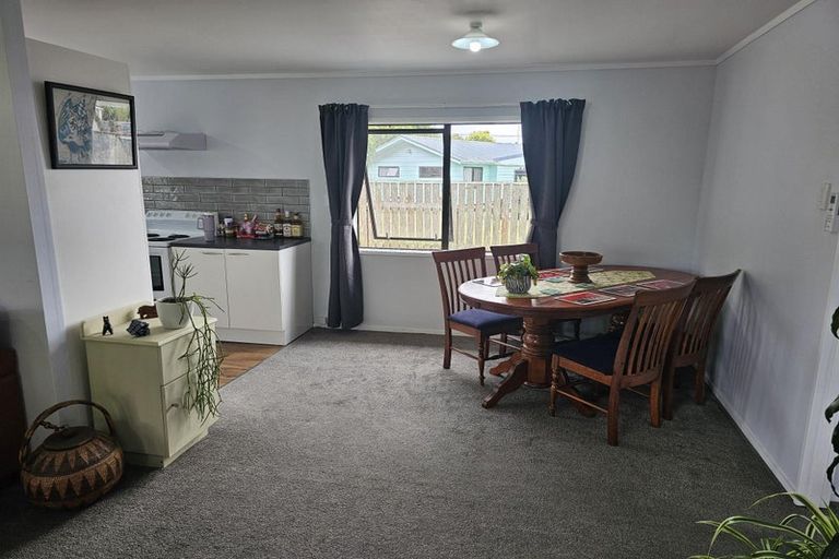 Photo of property in 14b Phillips Street, Sanson, 4817