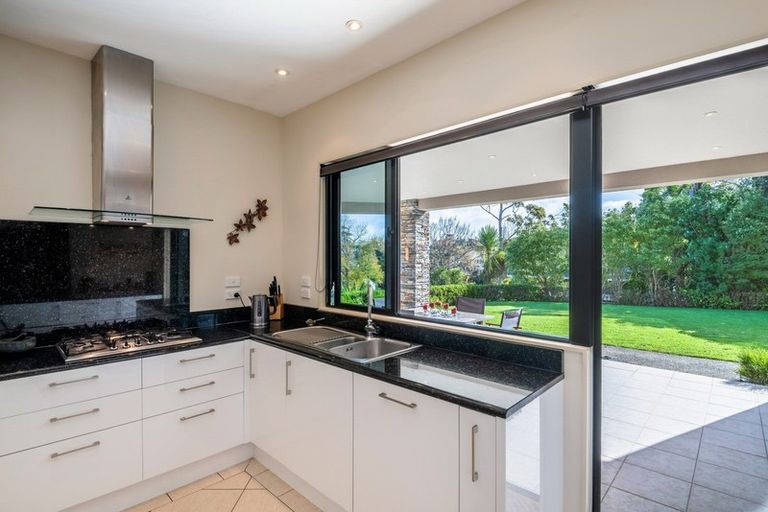 Photo of property in 1 Kahikatea Close, Campbells Bay, Auckland, 0630