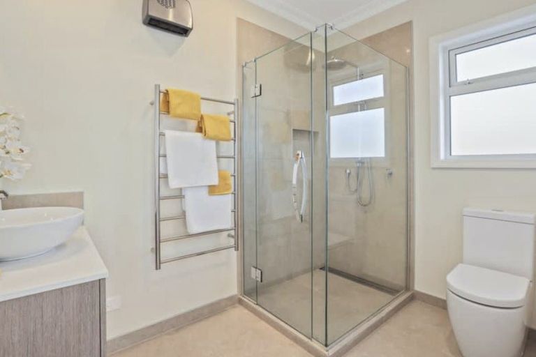 Photo of property in 62 Stapletons Road, Richmond, Christchurch, 8013