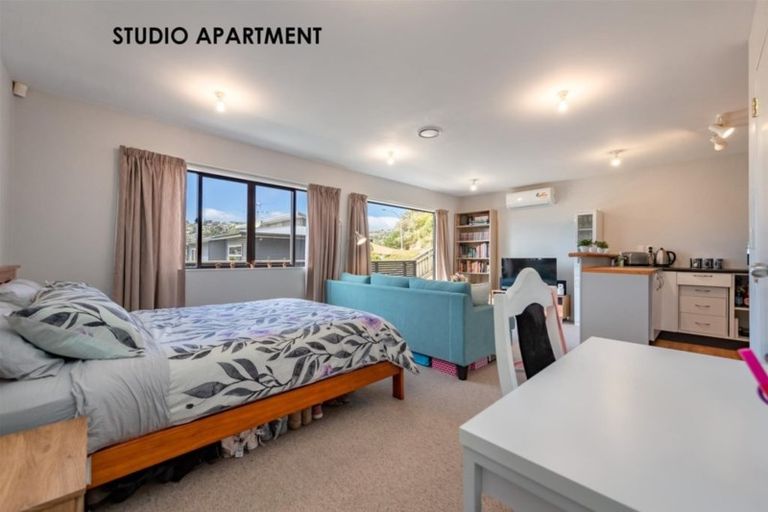 Photo of property in 47 Hawtrey Terrace, Churton Park, Wellington, 6037