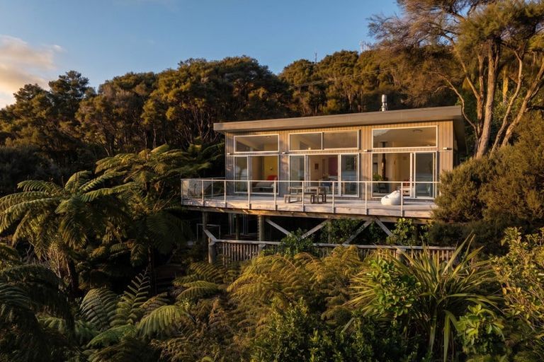 Photo of property in 143 Akerbloms Road, Punga Cove, Marlborough Sounds, 7282