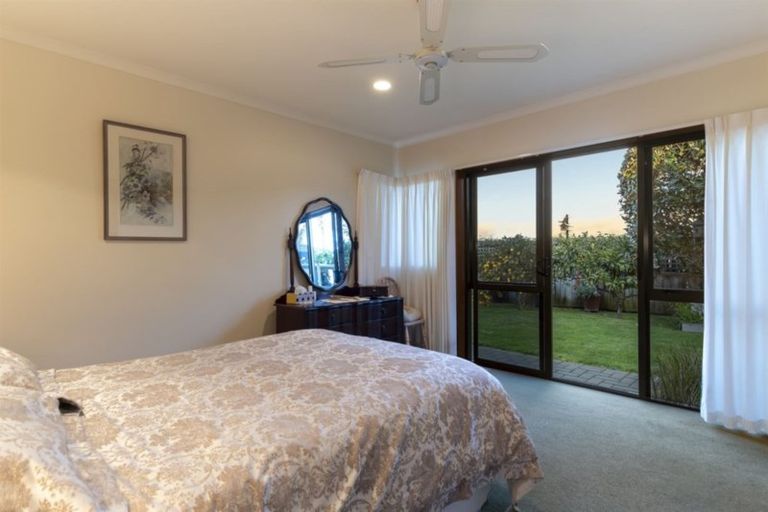 Photo of property in 42 Manor Park Drive, Pyes Pa, Tauranga, 3112